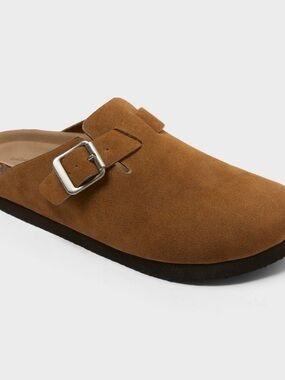 Universal Thread Women's Suede Buckle Mule - Chestnut Brown